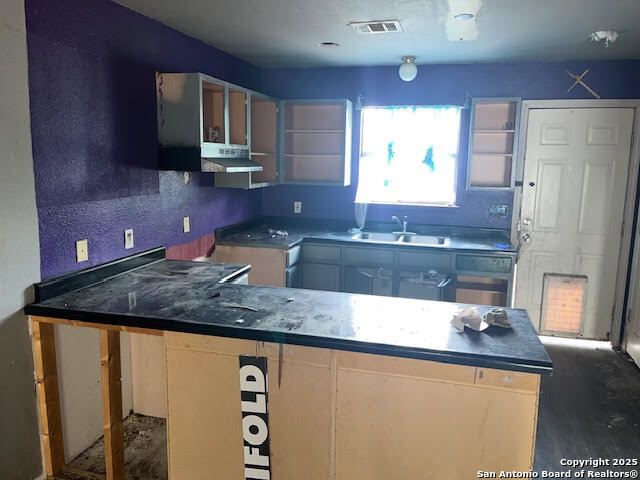 8915 Heather, San Antonio, TX 78221
