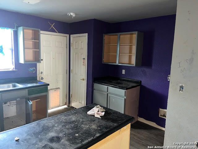 8915 Heather, San Antonio, TX 78221