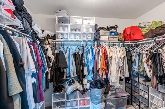 1616 Bel Riposo Lane, League City, TX 77573