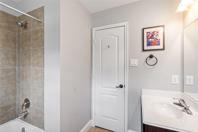 1616 Bel Riposo Lane, League City, TX 77573