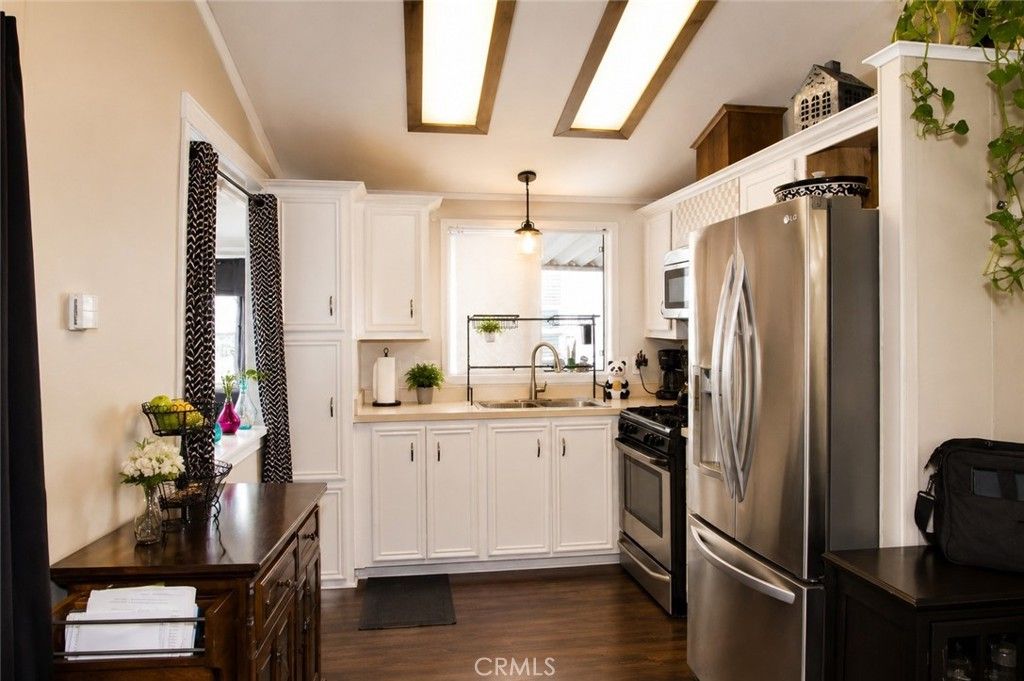 80 Huntington 513, Huntington Beach, CA 92648 — photo 5