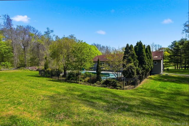 299 Diddell Road, Poughkeepsie, NY 12603