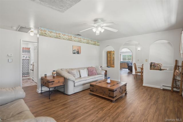 299 Diddell Road, Poughkeepsie, NY 12603