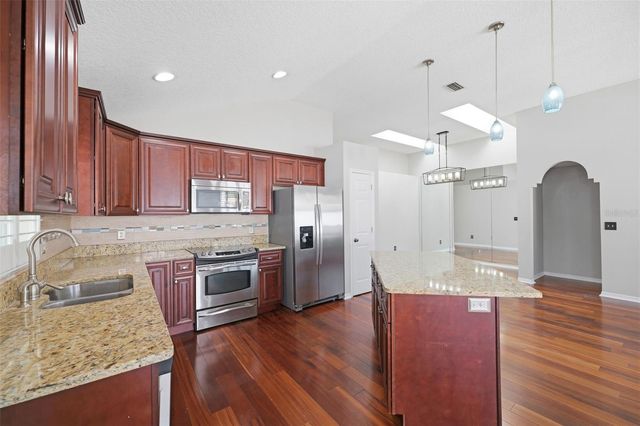 13418 SUNVALE PLACE, Tampa, FL 33626