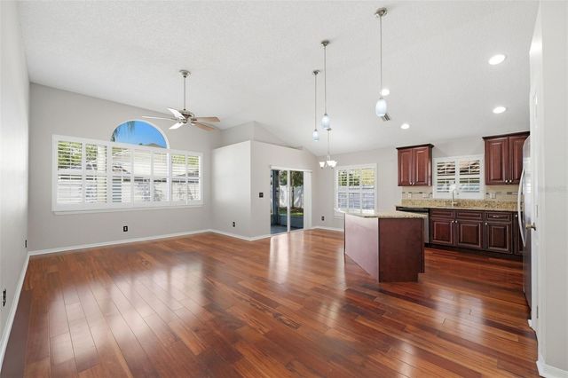 13418 SUNVALE PLACE, Tampa, FL 33626