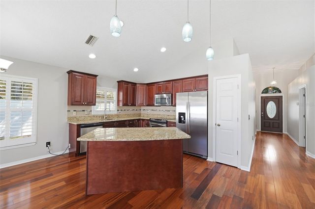 13418 SUNVALE PLACE, Tampa, FL 33626