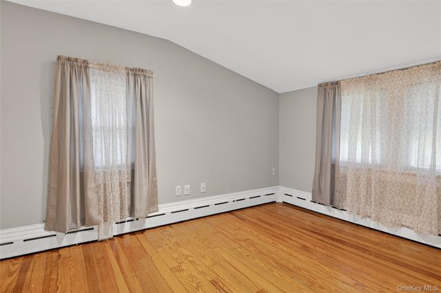 49 Country Road, Medford, NY 11763