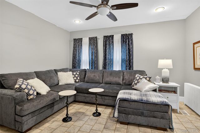 49 Country Road, Medford, NY 11763