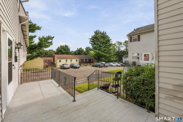 7 Maybury Circle 3, Waterbury, CT 06705