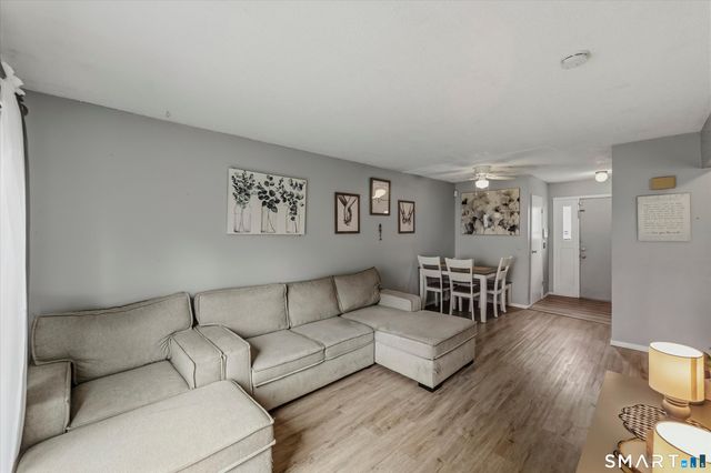 7 Maybury Circle 3, Waterbury, CT 06705