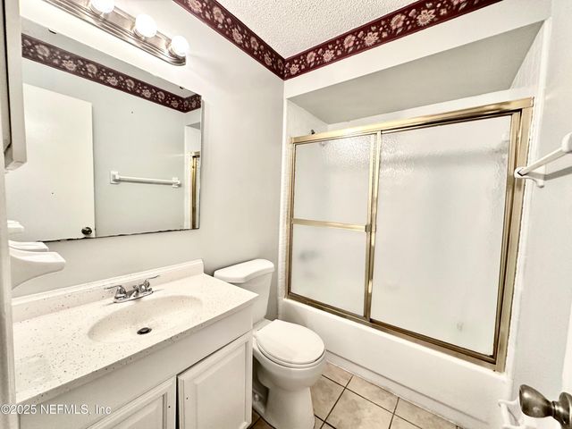 7628 JANA Lane S, Jacksonville, FL 32210