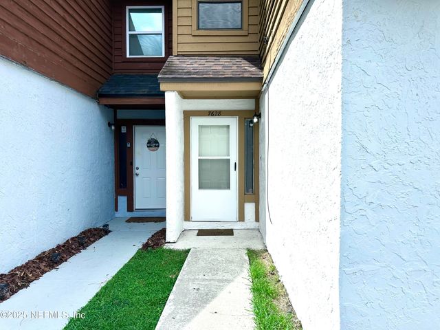 7628 JANA Lane S, Jacksonville, FL 32210