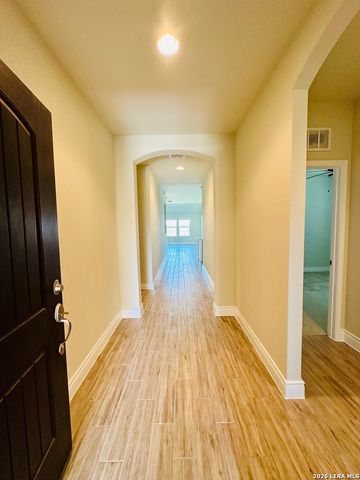 7711 Cottonwood, Boerne, TX 78015