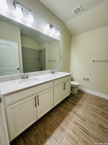 7711 Cottonwood, Boerne, TX 78015