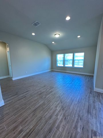 7711 Cottonwood, Boerne, TX 78015