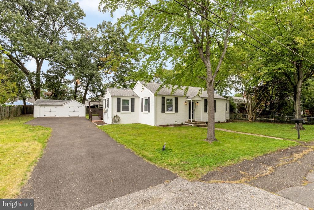 3211 NEWKIRK AVE, District Heights, MD 20747