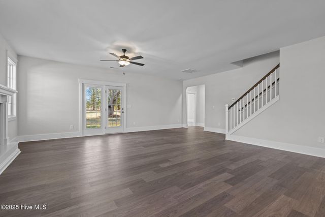 820 Winds Way, Aberdeen, NC 28315