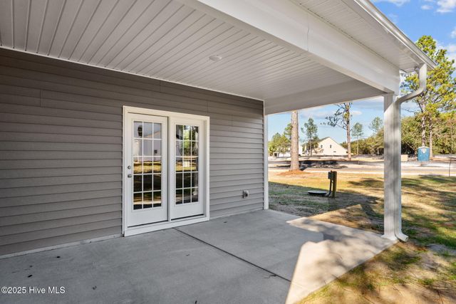 820 Winds Way, Aberdeen, NC 28315