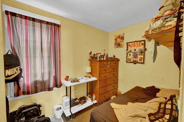 37 W 36th Place, Steger, IL 60475