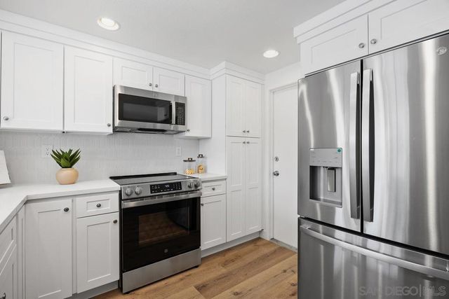729 Kimball St, Escondido, CA 92027