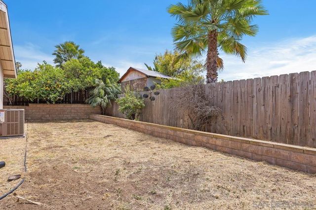 729 Kimball St, Escondido, CA 92027