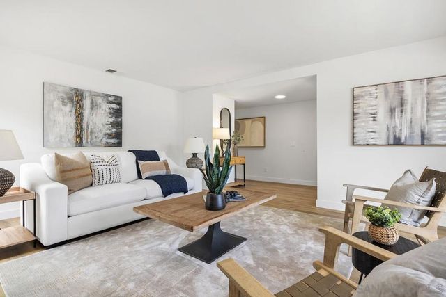 729 Kimball St, Escondido, CA 92027