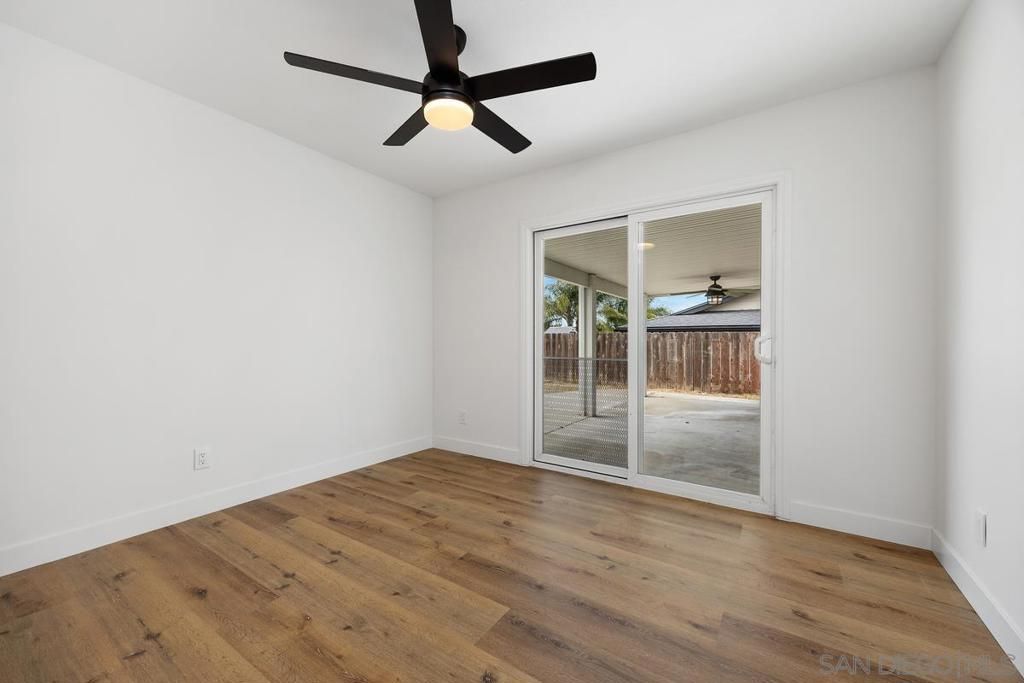 Image 15 of property listing at 729 Kimball St, Escondido, CA 92027