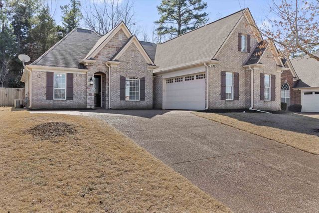 10153 BLOOMSBURY AVE, Cordova, TN 38016