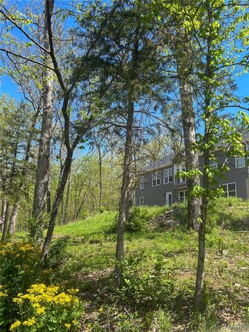 215 Rugged Acres, Defiance, MO 63341