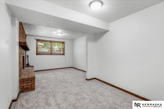 8254 S 50th Street, Bellevue, NE 68157