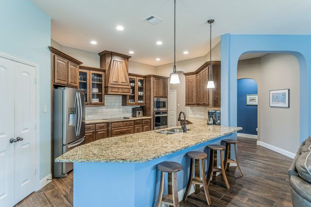 408 Valley Brook Court, Waxahachie, TX 75165