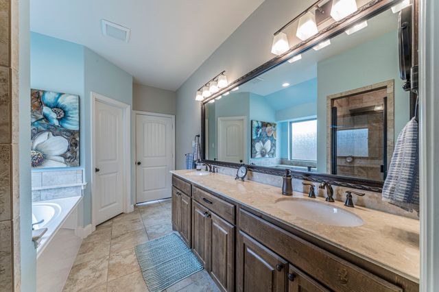 408 Valley Brook Court, Waxahachie, TX 75165