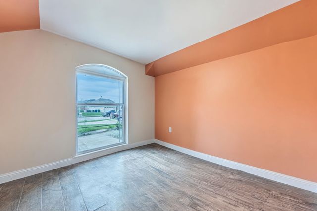 408 Valley Brook Court, Waxahachie, TX 75165