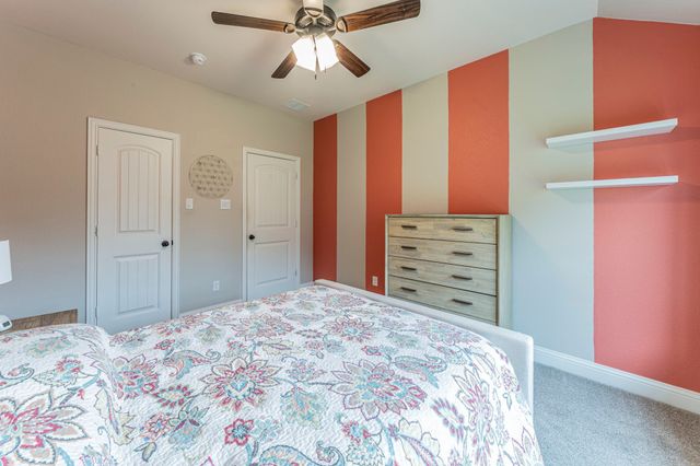 408 Valley Brook Court, Waxahachie, TX 75165