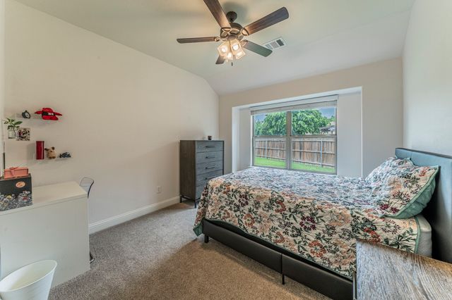 408 Valley Brook Court, Waxahachie, TX 75165