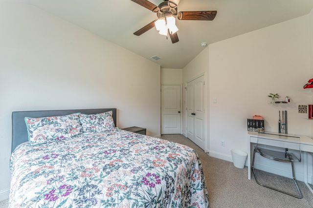 408 Valley Brook Court, Waxahachie, TX 75165