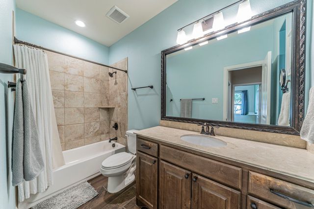 408 Valley Brook Court, Waxahachie, TX 75165