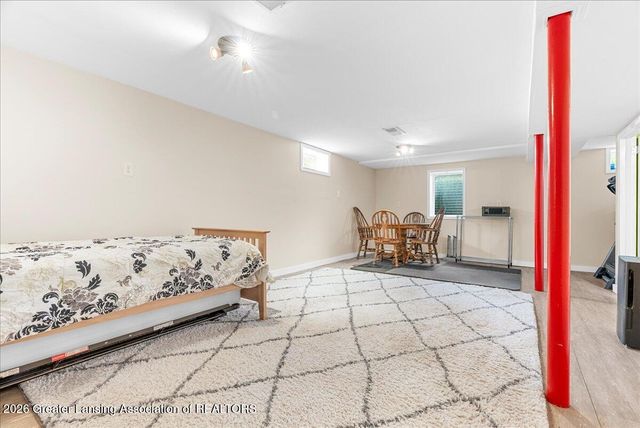 2800 Fernwood Avenue, Lansing, MI 48912