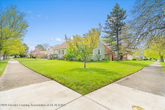 2800 Fernwood Avenue, Lansing, MI 48912