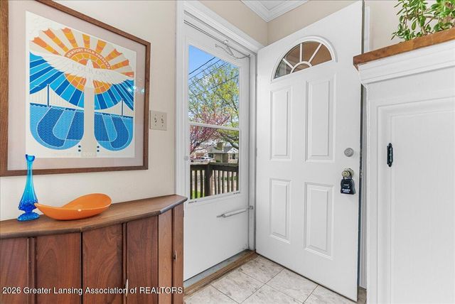 2800 Fernwood Avenue, Lansing, MI 48912