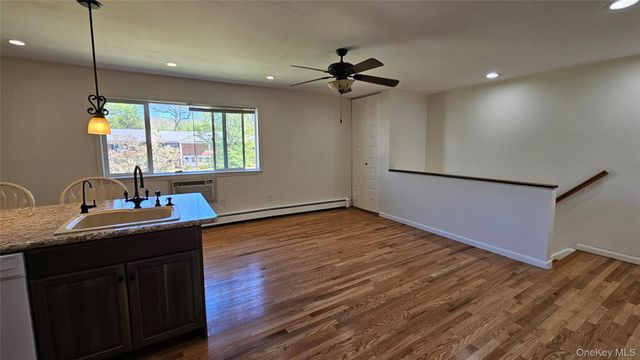 76 Manor Drive 76, Cornwall, NY 12518