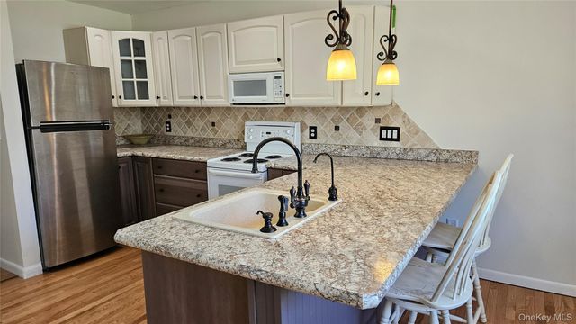 76 Manor Drive 76, Cornwall, NY 12518