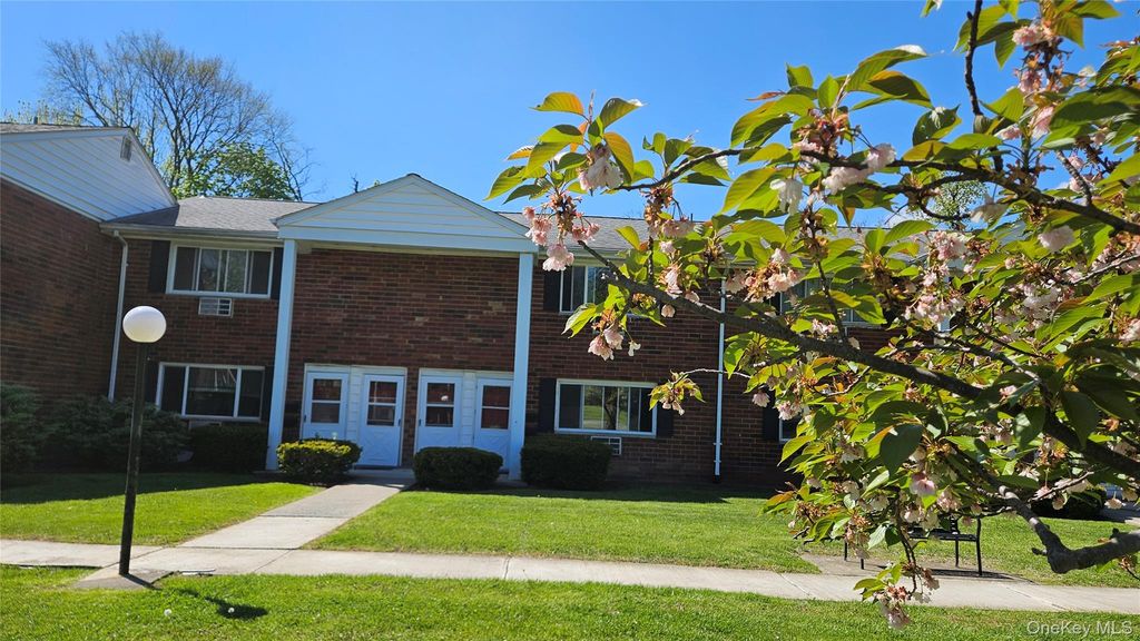 76 Manor Drive 76, Cornwall, NY 12518