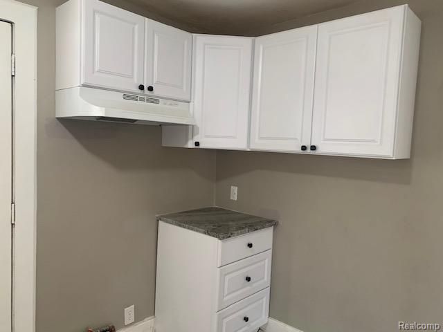 198 Fairmont Street, River Rouge, MI 48218