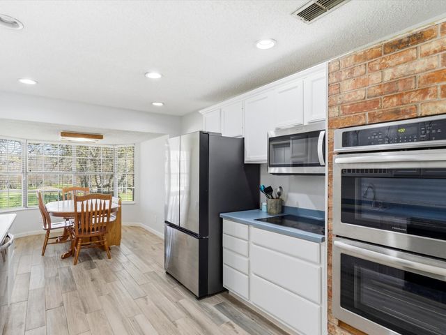 408 Canyon Trail Road, Weatherford, TX 76087