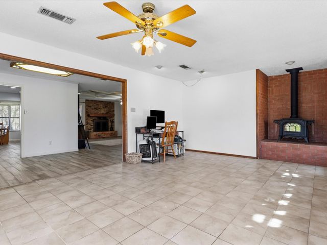 408 Canyon Trail Road, Weatherford, TX 76087