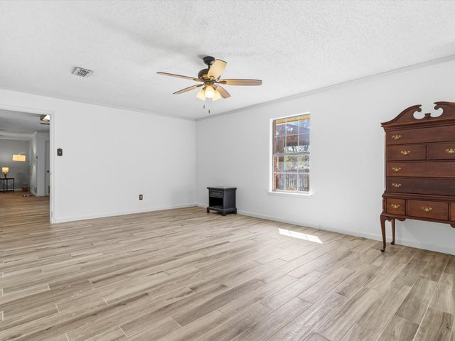 408 Canyon Trail Road, Weatherford, TX 76087