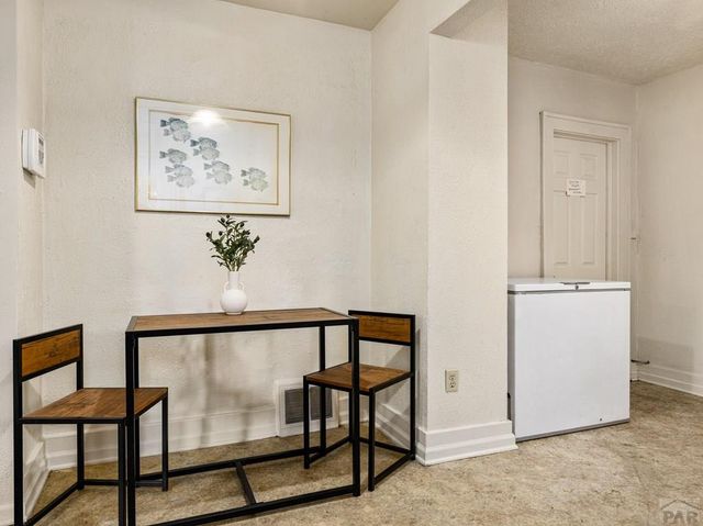 1423 E River St, Pueblo, CO 81001