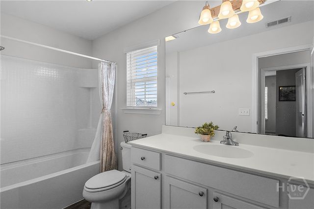 11 Dogwood Circle, Port Wentworth, GA 31407