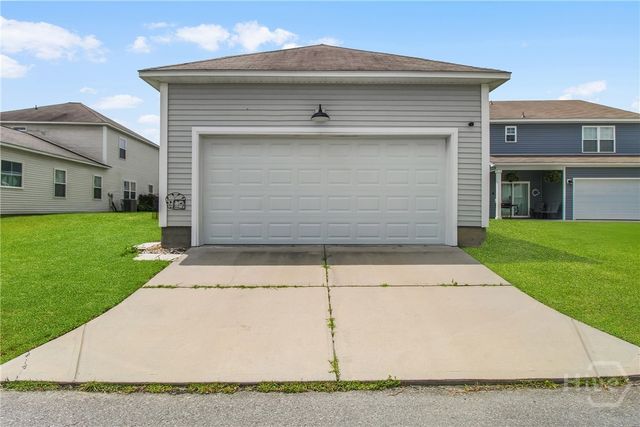 11 Dogwood Circle, Port Wentworth, GA 31407